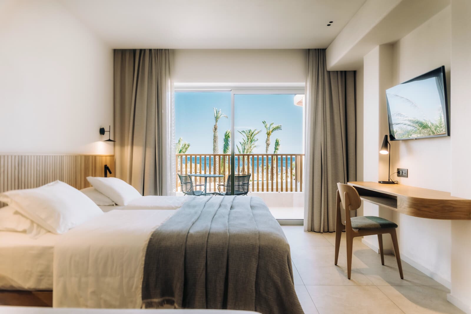  Ready to wake up to the sound of the sea?